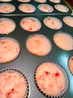 Load image into Gallery viewer, Strawberry Cupcakes
